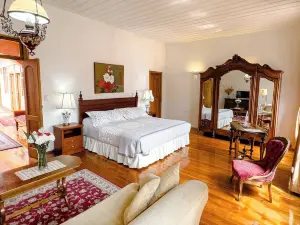 Casa Montalvo Bed & Breakfast