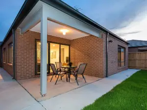 ResortStyle 4Br House with Parking