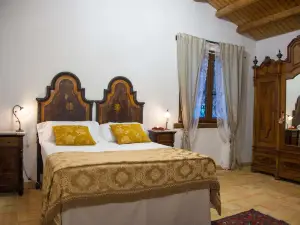 Casa Go'El