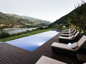 Quinta de S.Bernardo - Winery & Farmhouse