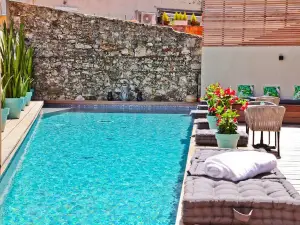Hôtel la Villa Port d'Antibes & Spa