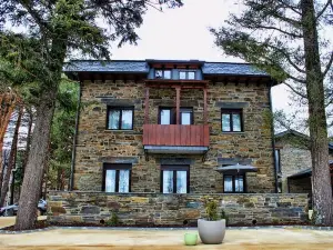 Villa Lucerna Sports & Hotel Resort