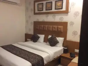 Hotel RK Palace