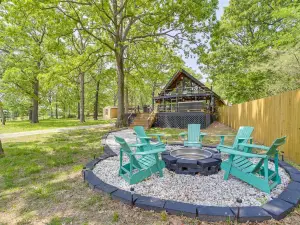 Furnished Deck + Lake Access: Fairland Log Cabin