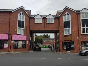 Modern 1-Bed Flat in Wigan