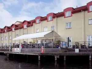 Home Hotel Packhuset