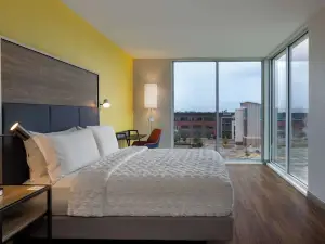 Tru by Hilton Ankeny
