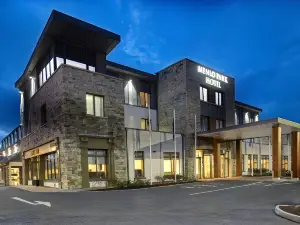 Menlo Park Hotel