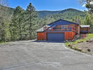 Stunning Conifer Abode with Private Balconies & Grill!