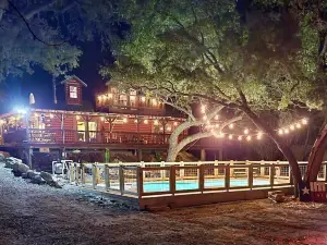 Log Cabin on River Road