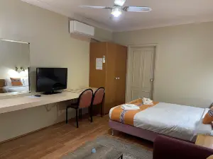 Philadelphia Motor Inn