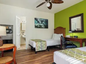 Pacific Marina Inn