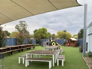 Tattersall's Hotel Blayney