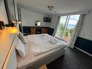 Diamond Hotel