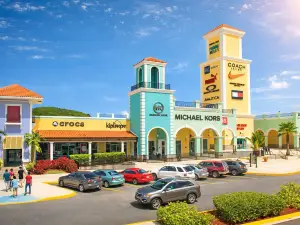 Blue Lodge -Manati PR