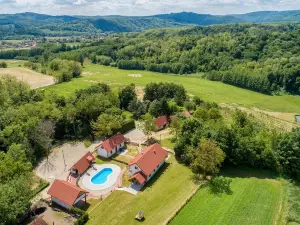 Amazing Home in Rivalno with 7 Bedrooms, Wifi and Outdoor Swimming Pool