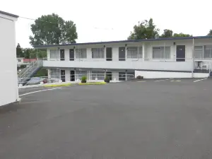 Central Court Motel