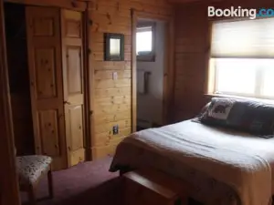 Fish Kodiak Adventures River Inn Open for Bookings