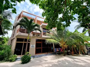 Finolhu Beach Guest House