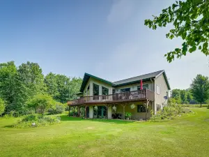 Cozy Wisconsin Retreat w/ Deck, Grill & Fire Pit!