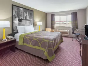 Super 8 by Wyndham Hebron Lowell Area