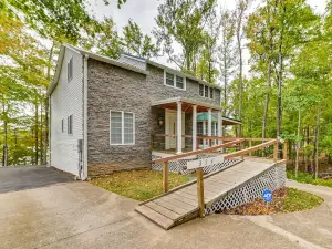 Lake Escape in Cadiz w/ Dock: Families Welcome!