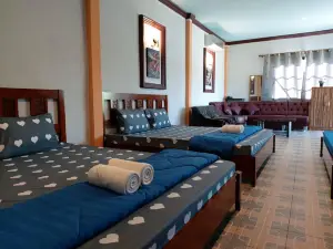Pacharaview Hotel