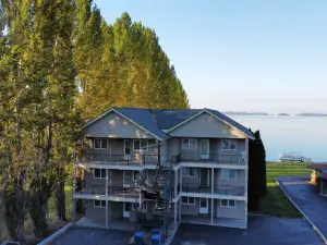 Waterfront Retreat on Flathead Lake