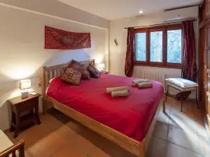 Casabra in Ador With 5 Bedrooms and 3 Bathrooms