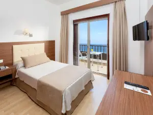 Hotel Don Manolito