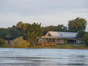 Protea Hotel Zambezi River Lodge