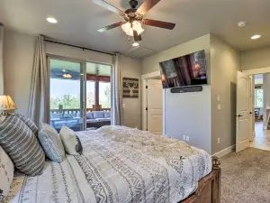 Spacious Resort Cabin in Manti-La SAL Mtns!