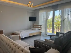 Mavikoy Apart