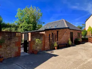The Cote is a Stunning dog Friendly Barn Conversion 2 Beds Sleeps 4