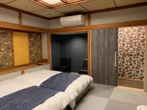 Yunokura Tsuruya