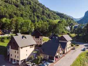 Les Hameaux de la Perriere