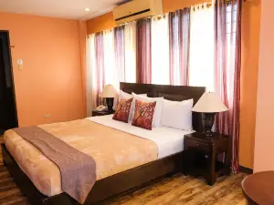 Pacific Waves Resort