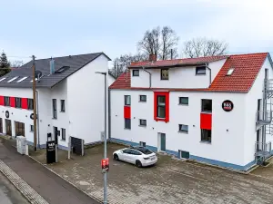 B&S Hotel