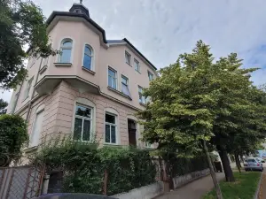 Allinone Apartments