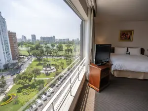 BTH Hotel Lima Golf