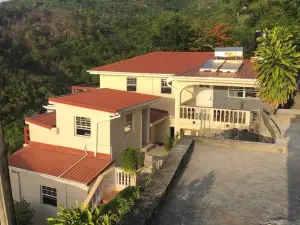 Story Villa, 2 Bedrooms with Mountain & Ocean View