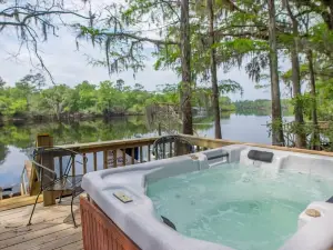 Suwannee River Hideaway