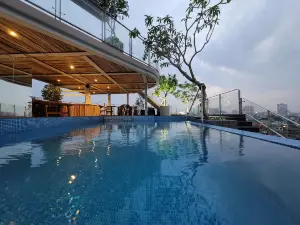 Khách sạn Hanoi Riverview