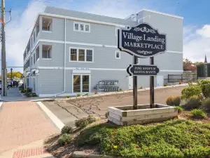 Thomas Sea Suites at Harbourtown