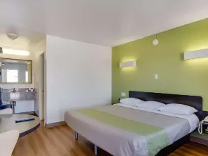 Motel 6 El Paso, TX - West