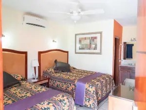 Cactus Inn Los Cabos