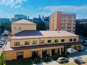Hotel Piramida