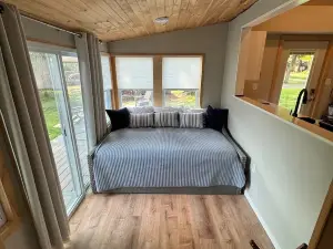 Tittabawassee Riverfront Cottage