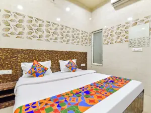 OnlyStay Maa Gaytri Inn