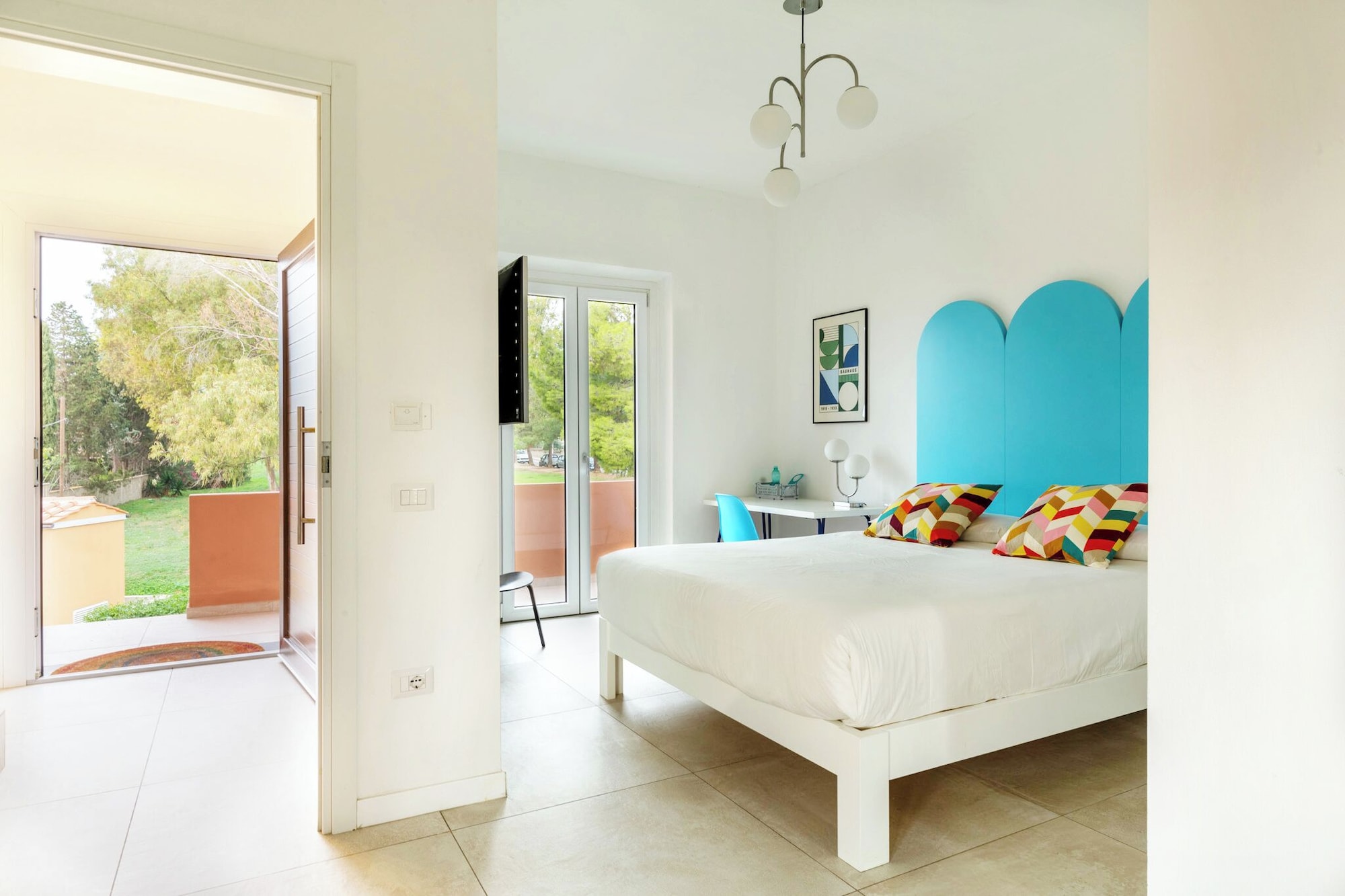 Solanas Travel Guide 2026: Top Attractions, Things to Do & Deals | Trip.com  | January 2026